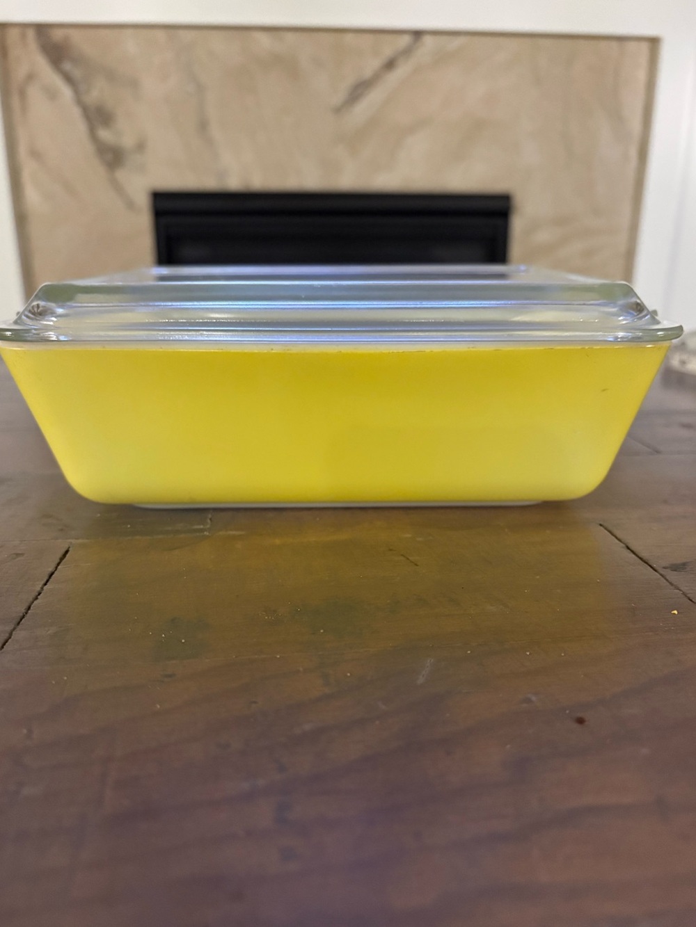 vintage Pyrex Primary Yellow 1.5-quart rectangular refrigerator dish (model 503-